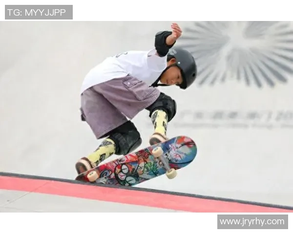 北京滑板队的精神探索与文化传承：滑板运动在城市中的新生与发展